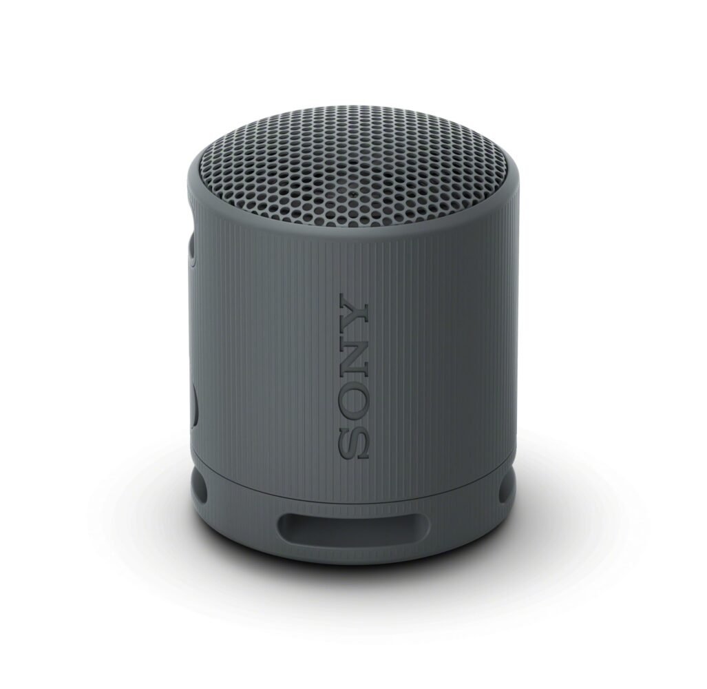 Sony SRS-XB100 Review: IP67 Waterproof Bluetooth Speaker