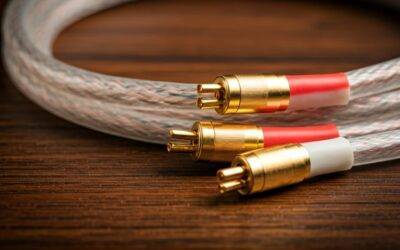 Can the Wrong Speaker Wire Damage Your Speakers? (Expert Guide)