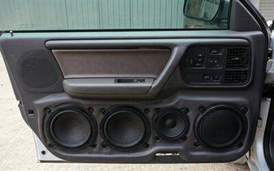 Can You Add Additional Rear Speakers to 2006 Chevy 1500?