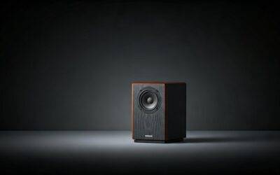 Who Makes Dynalab Speakers? The White Van Scam Explained